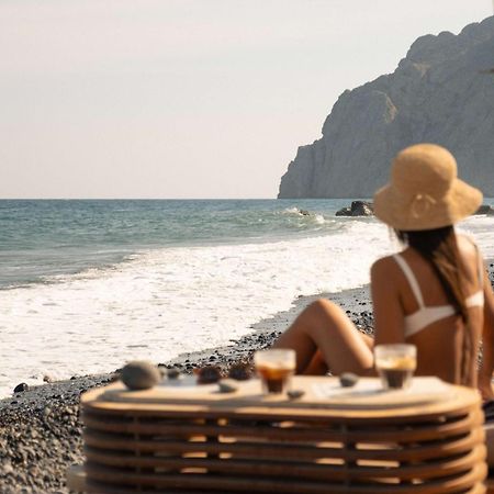 Radisson Blu Zaffron Resort, Santorini (Adults Only) Kamári Exterior foto