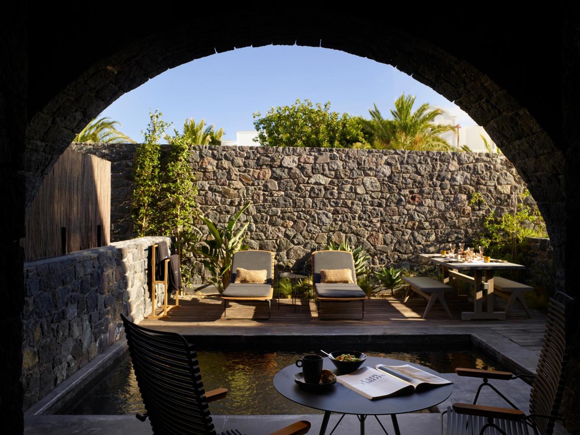 Radisson Blu Zaffron Resort, Santorini (Adults Only) Kamári Habitación foto
