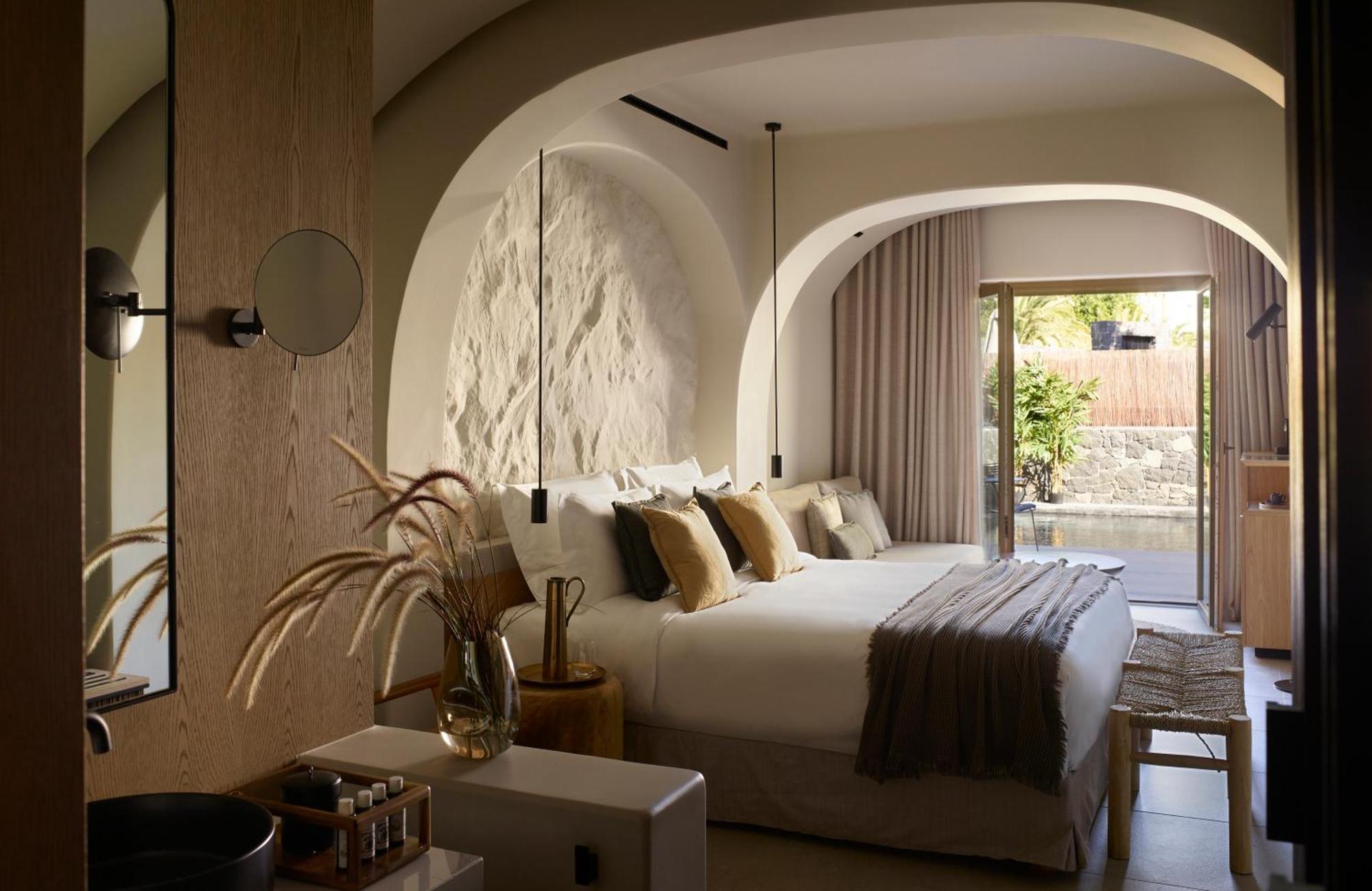 Radisson Blu Zaffron Resort, Santorini (Adults Only) Kamári Habitación foto